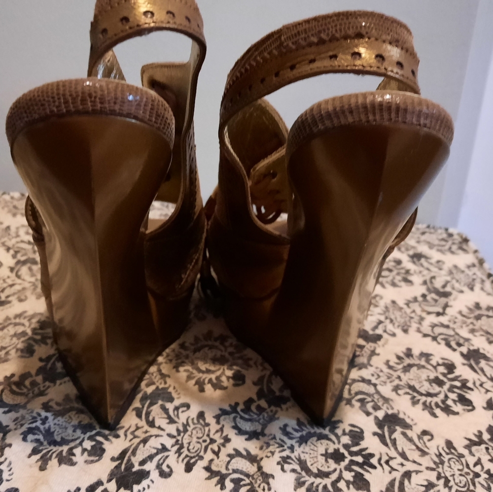 Fluevog bronze sandals size 8